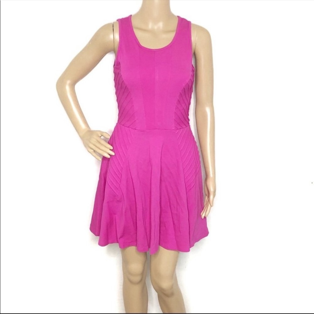 Pink Sleevless Gianni Bini fit and flare dress Med
